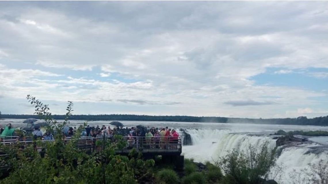 Iguazú alcanzó el visitante número 1.500.000 en el Parque Nacional durante 2025