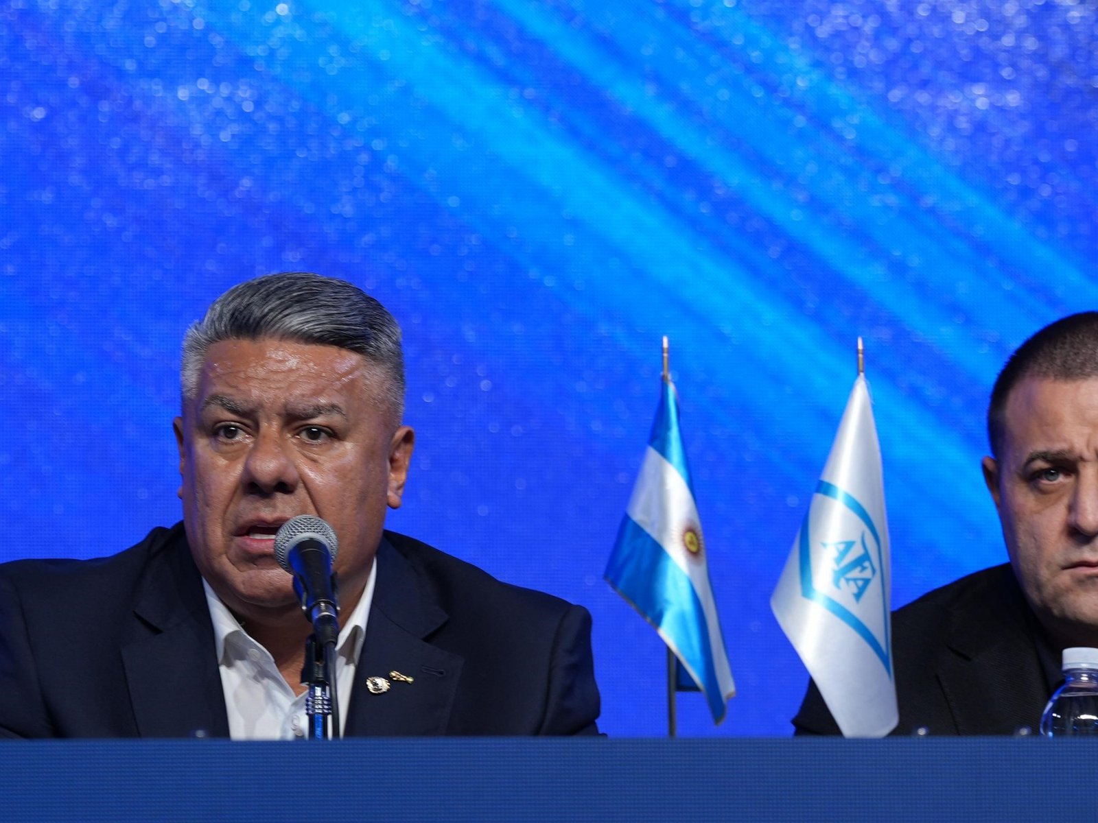 La AFA salió al cruce de la investigación periodística que descubrió un presunto desvío de fondos en Estados Unidos y habla de “una campaña de difamación”