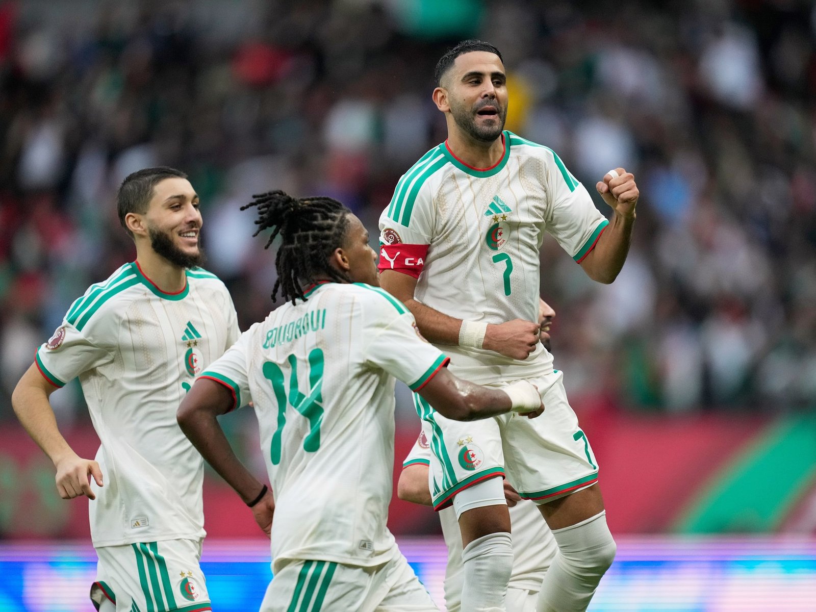 Mahrez goleador, un DT bicho y una joya nacida en Berlín