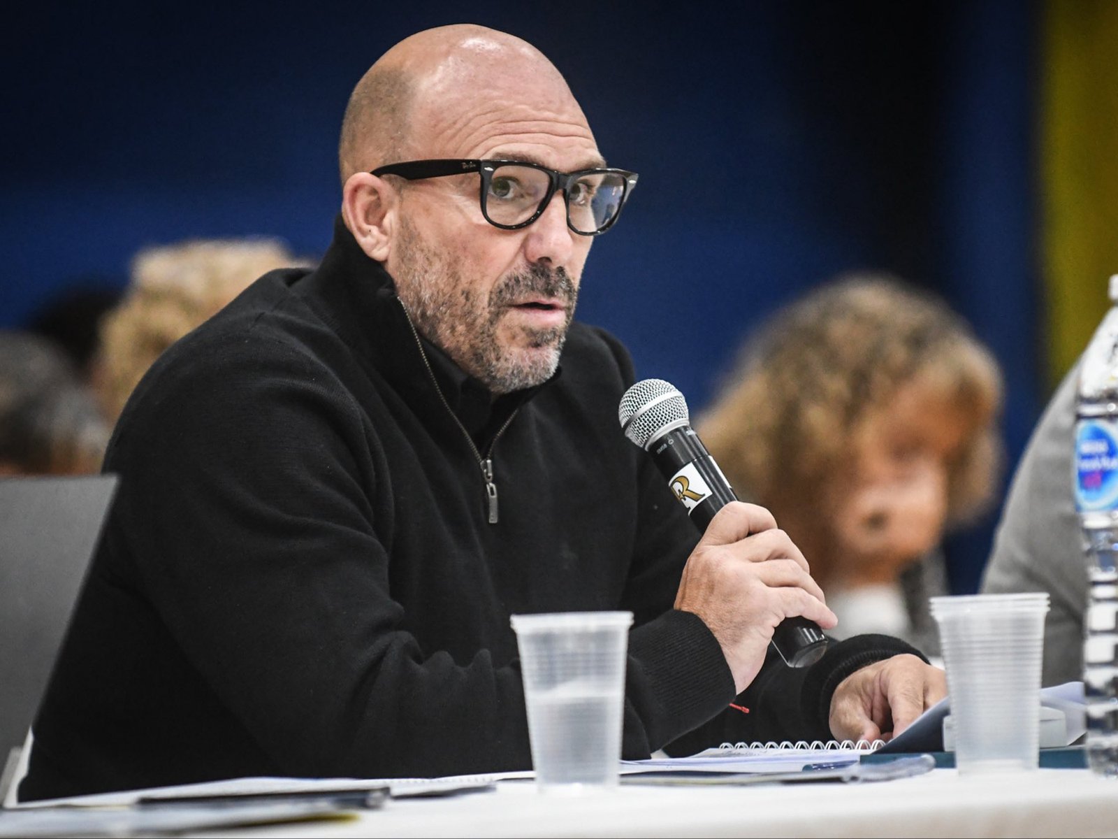 “Nos atacan porque rompimos el status quo”