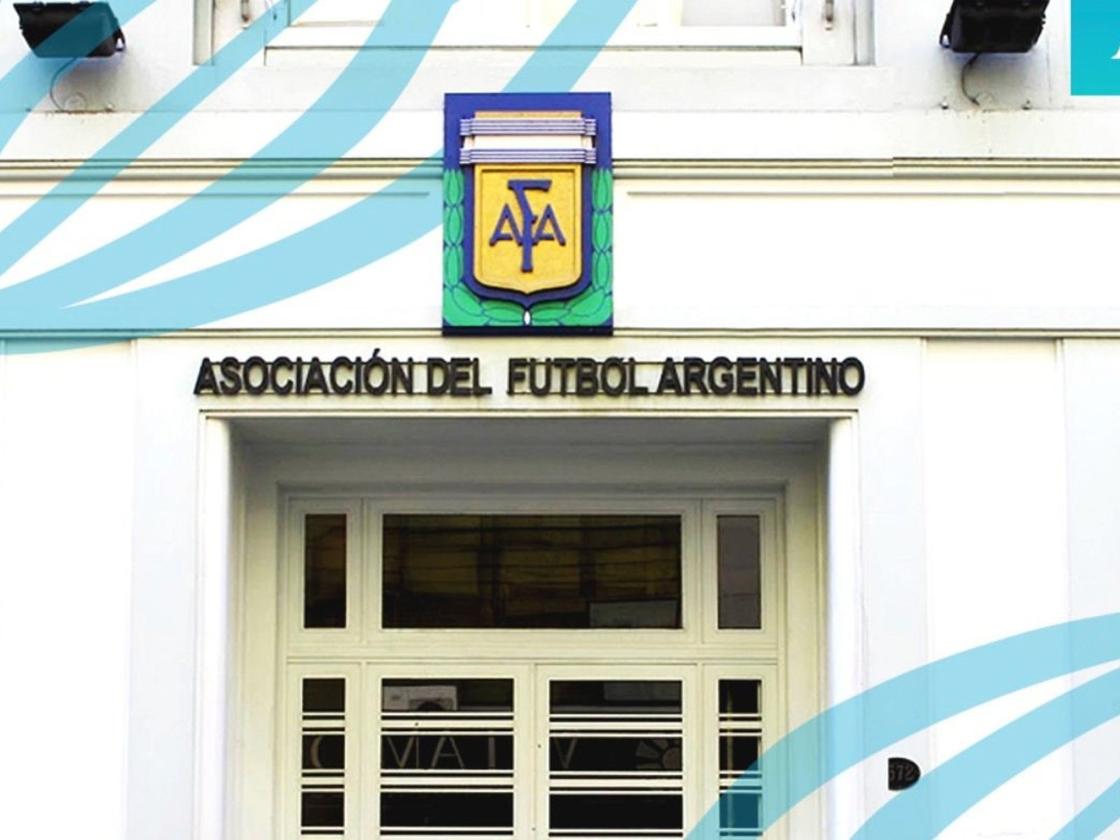 Renuncias en cadena en el Tribunal de la AFA :: Olé