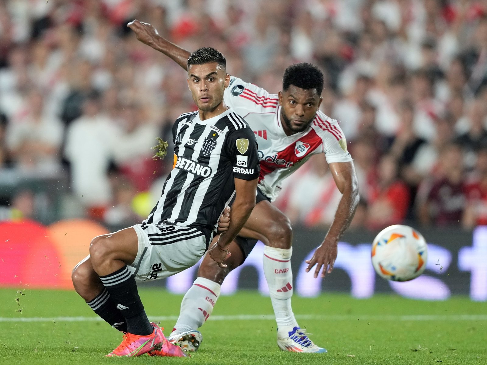 River acelera en el mercado y Gallardo tiene al primer refuerzo que llega de un gigante brasileño