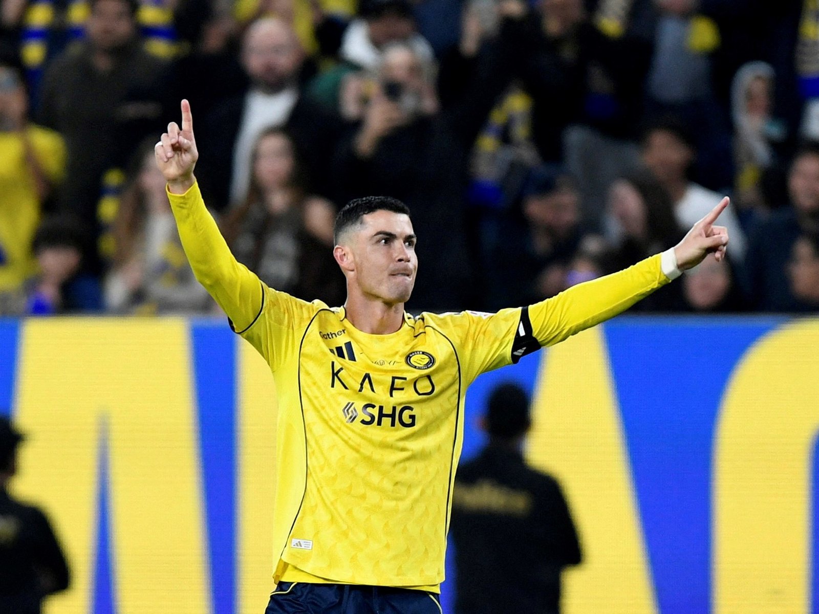 cerró el año con un gol de espalda en Al Nassr, lo festejó con todo y está cada vez más cerca del 1.000