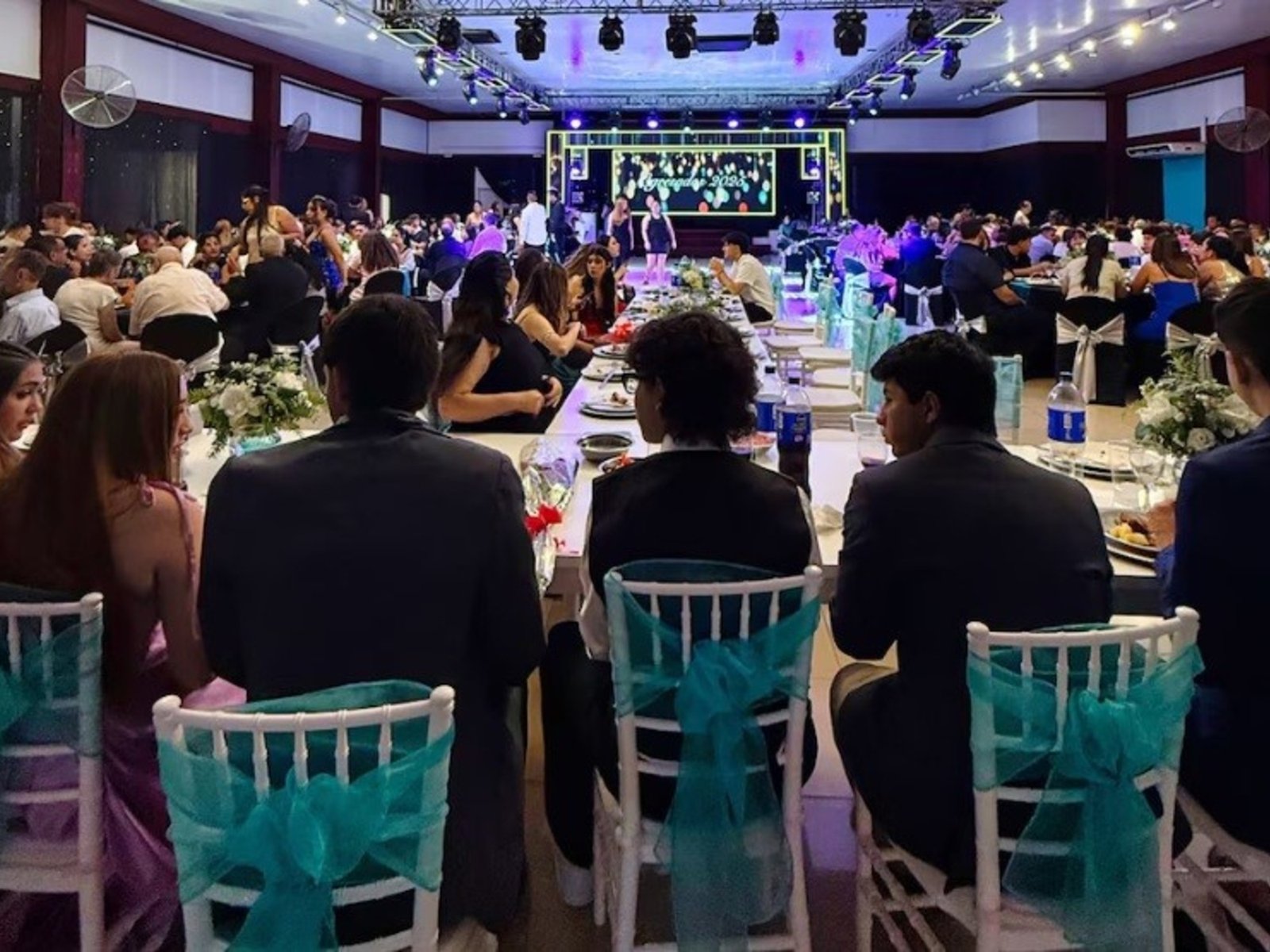 cómo hicieron los padres para armar igual su celebración contrarreloj