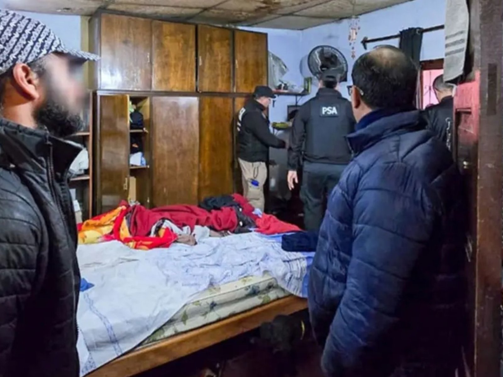 hay al menos 33 víctimas