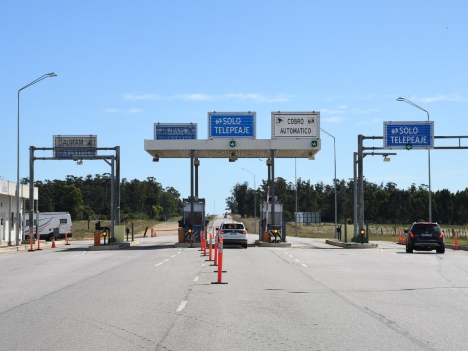 se lanza el “abono extranjero” para presentar en los peajes