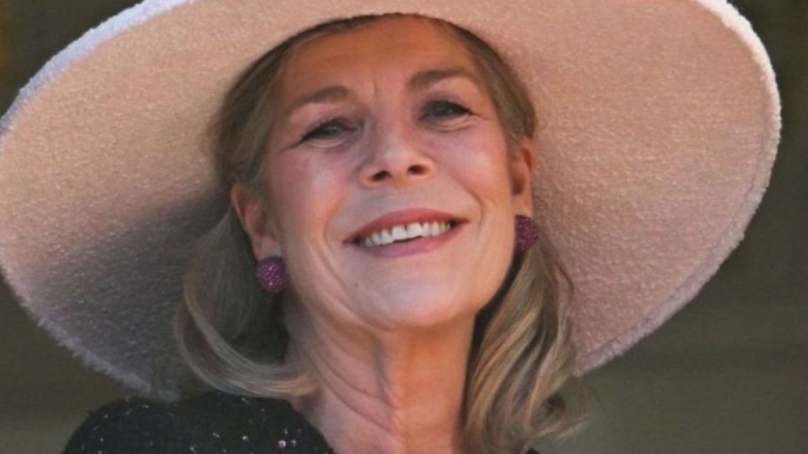 Así vive hoy Carolina de Mónaco: la transformación de la “novia de Europa” a una abuela discreta