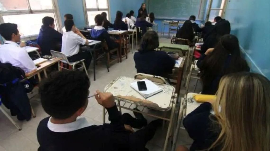 Caída de la natalidad: Córdoba tendrá 77 mil alumnos menos en la primaria en 2030