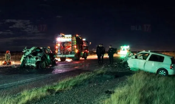 Colisión frontal en Ruta Nacional 25 dejó personas heridas