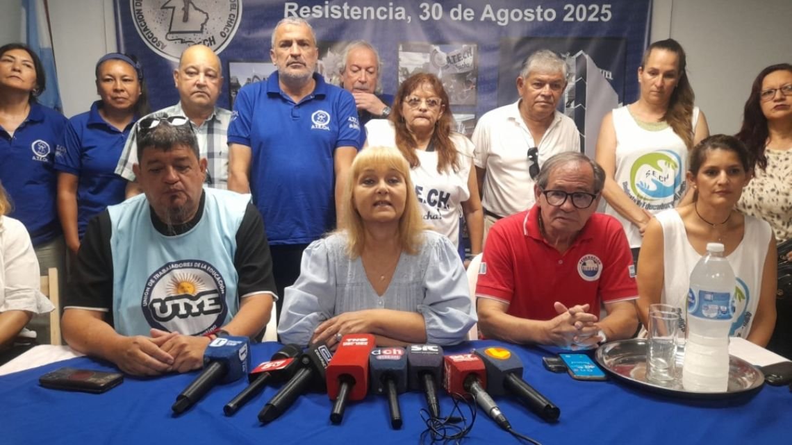 Docentes endurecen el reclamo salarial y anuncian un plan de acción por la cláusula gatillo