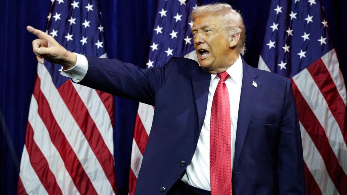 Donald Trump se prepara para la firma del Consejo de Paz