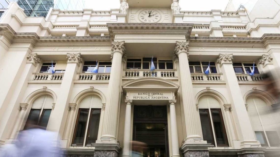 El BCRA compró dólares y las reservas superaron los US$ 44.000 millones