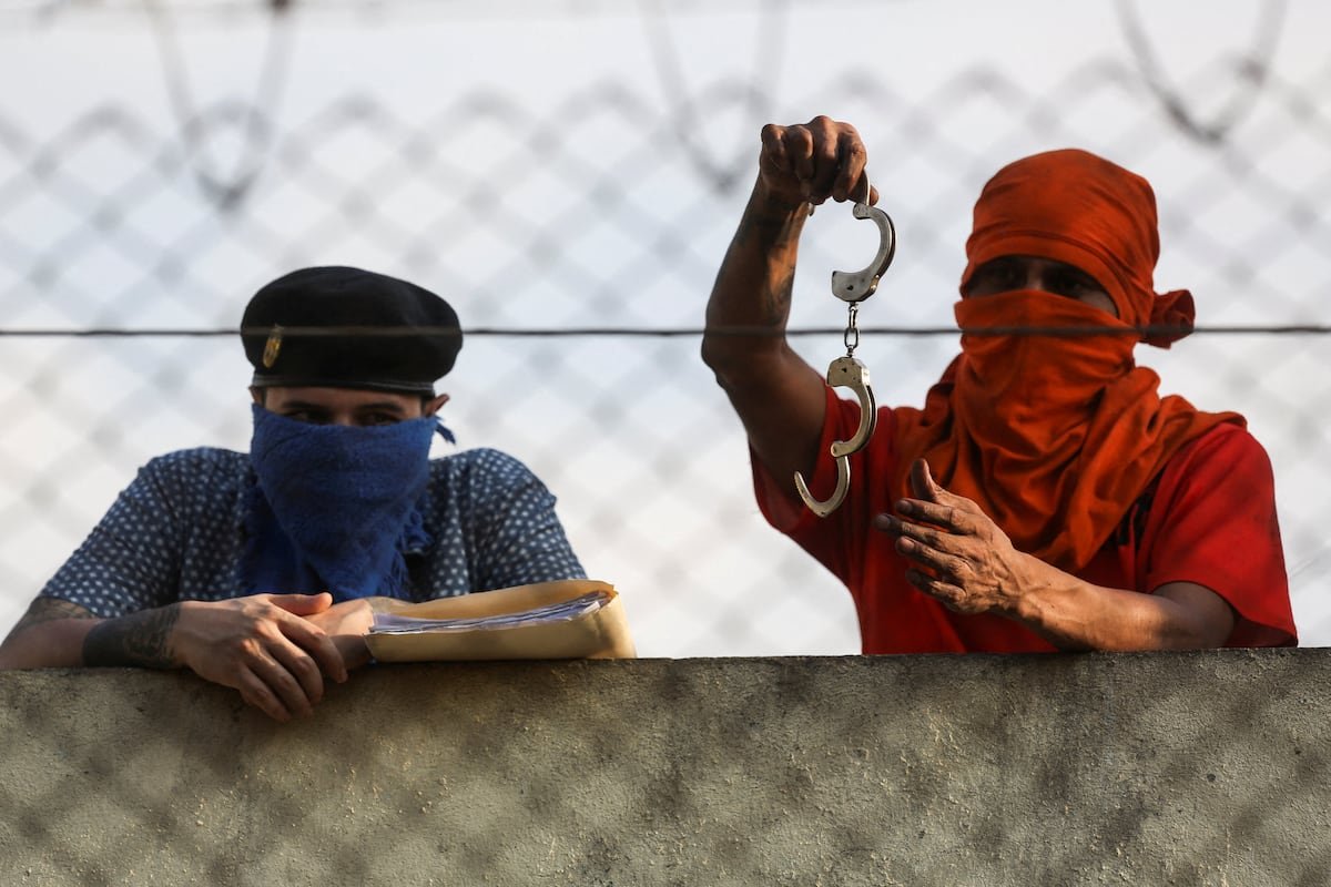 Estado de sitio: Guatemala, entre la sangre de las bandas y el efecto Bukele