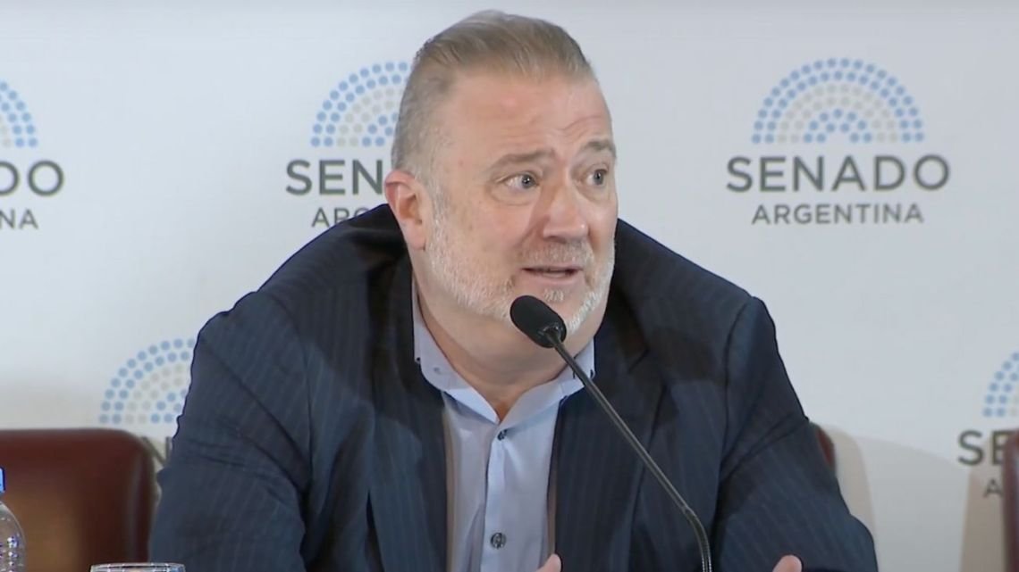 Gil Domínguez sobre el DNU que reformula la SIDE: “Es el definitivo giro hacia la consolidación neofascista del modelo”