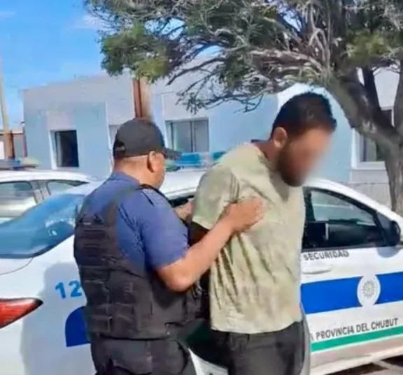 Incendio intencional en Ruta 3: Policía del Chubut detuvo al presunto autor en Arroyo Verde