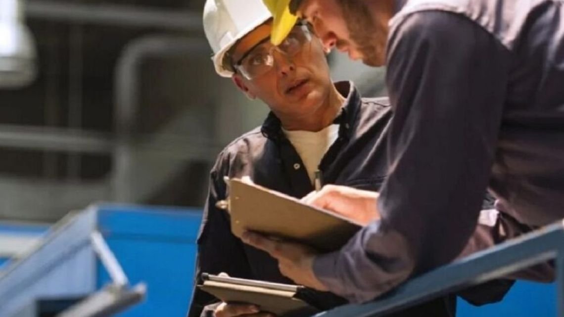 Incertidumbre, expectativas moderadas y empleo como prioridad: el clima social en Corrientes en el arranque de 2026