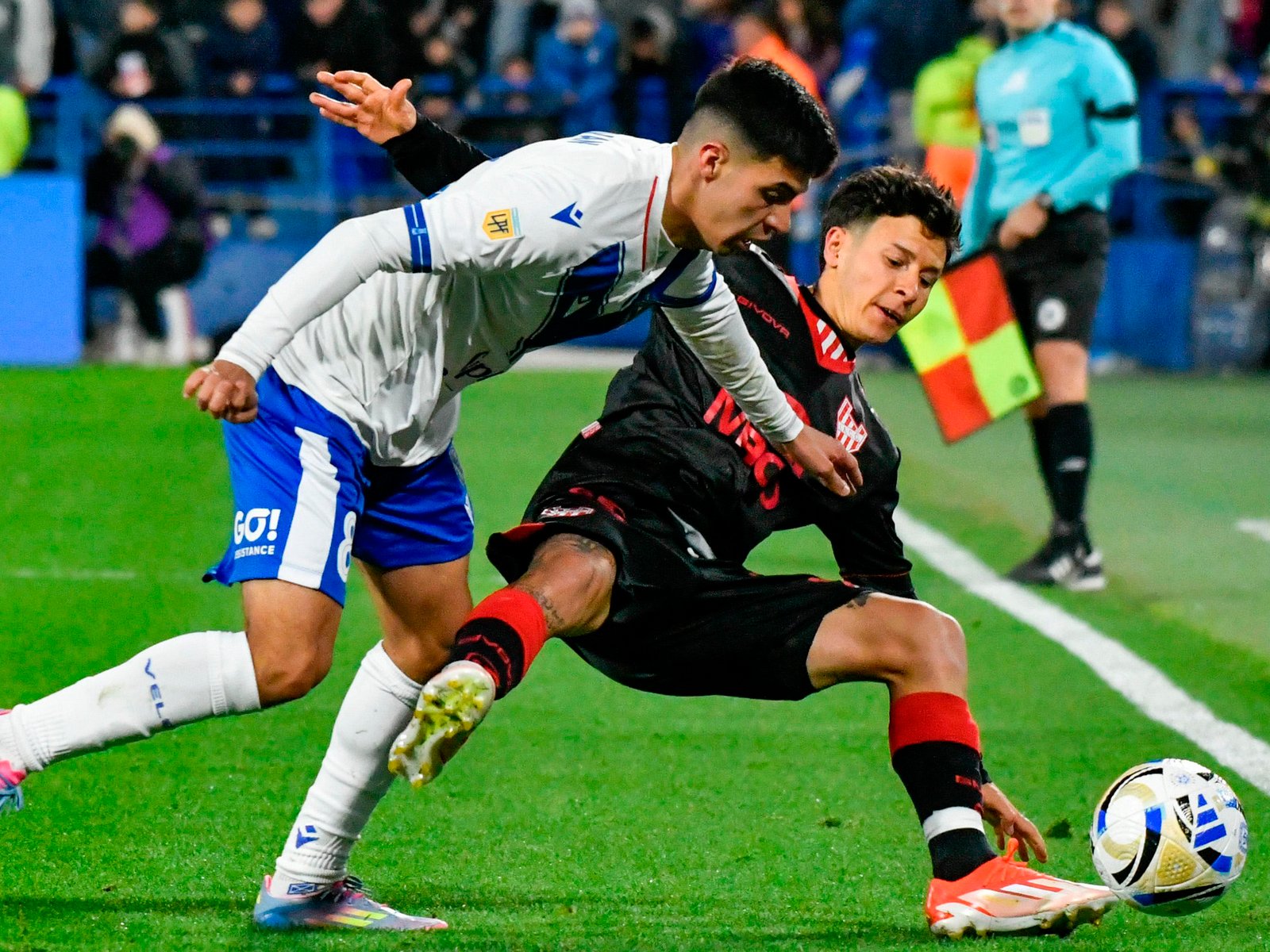 Instituto vs Vélez Sarfield, por el Torneo Apertura, EN VIVO: el "Fortín" de Barros Schelotto se estrena en Córdoba