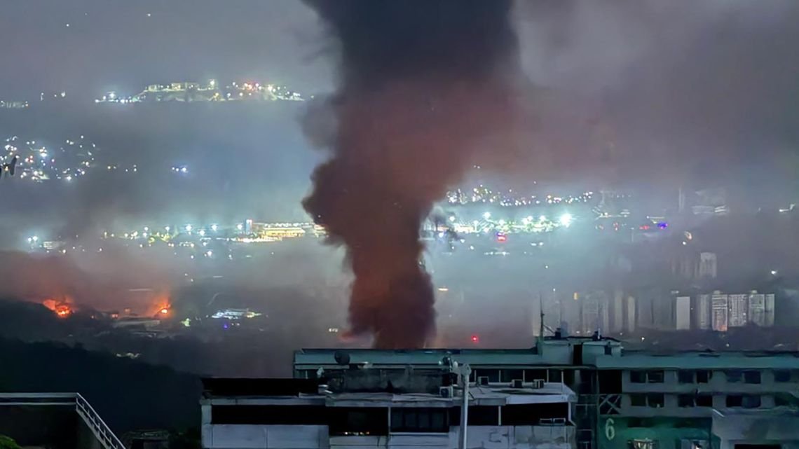 “Me arrincóné en el piso, pensé que el cerro se estaba cayendo”: testimonios de vecinos del bombardeo en Caracas