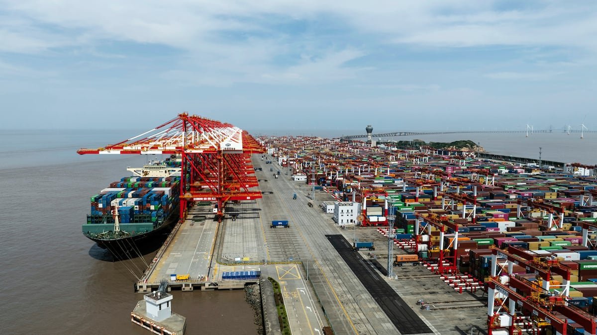 México concreta su viraje comercial con la entrada en vigor de aranceles a China y a países sin tratados | Economía