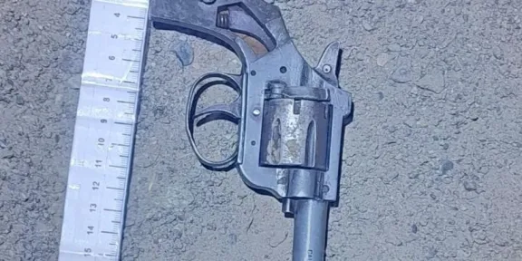 Persecución policial en Bariloche: un detenido y un revólver incautado