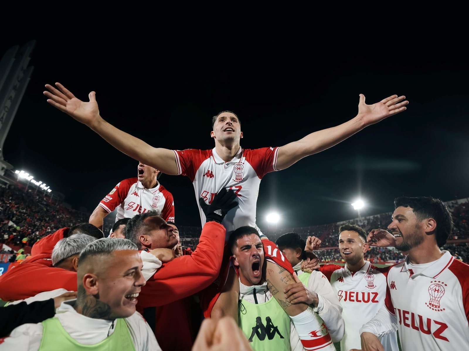 Racing lo daba caído, pero Miljevic será su nuevo refuerzo :: Olé