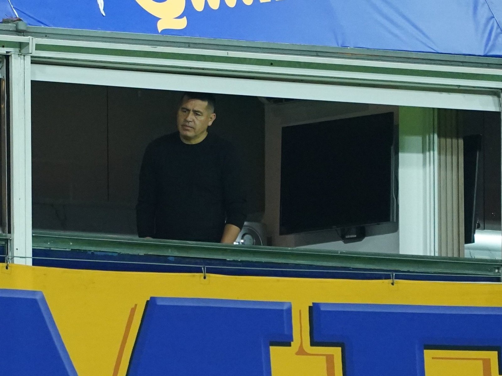 Riquelme no logra cerrar la llegada de Marino Hinestroza pero en Boca festejan por la renovación de jugadores que serán clave para Úbeda