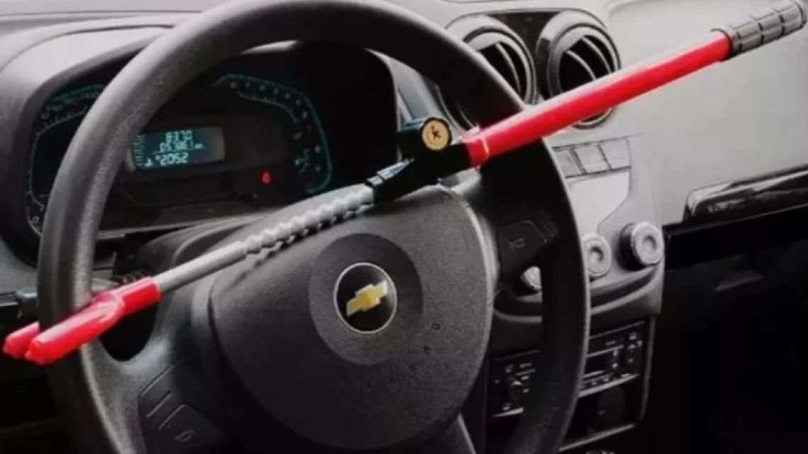 Robos de autos con inhibidores: qué advierte la Policía de Córdoba y cómo cuidarse