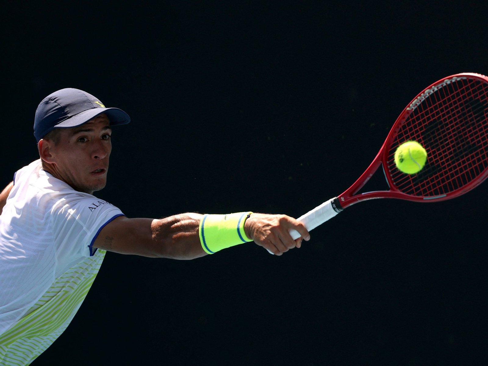 Sebastián Báez quiere ser el tercer argentino en tercera ronda en Melbourne, con Sinner y Djokovic como platos fuertes
