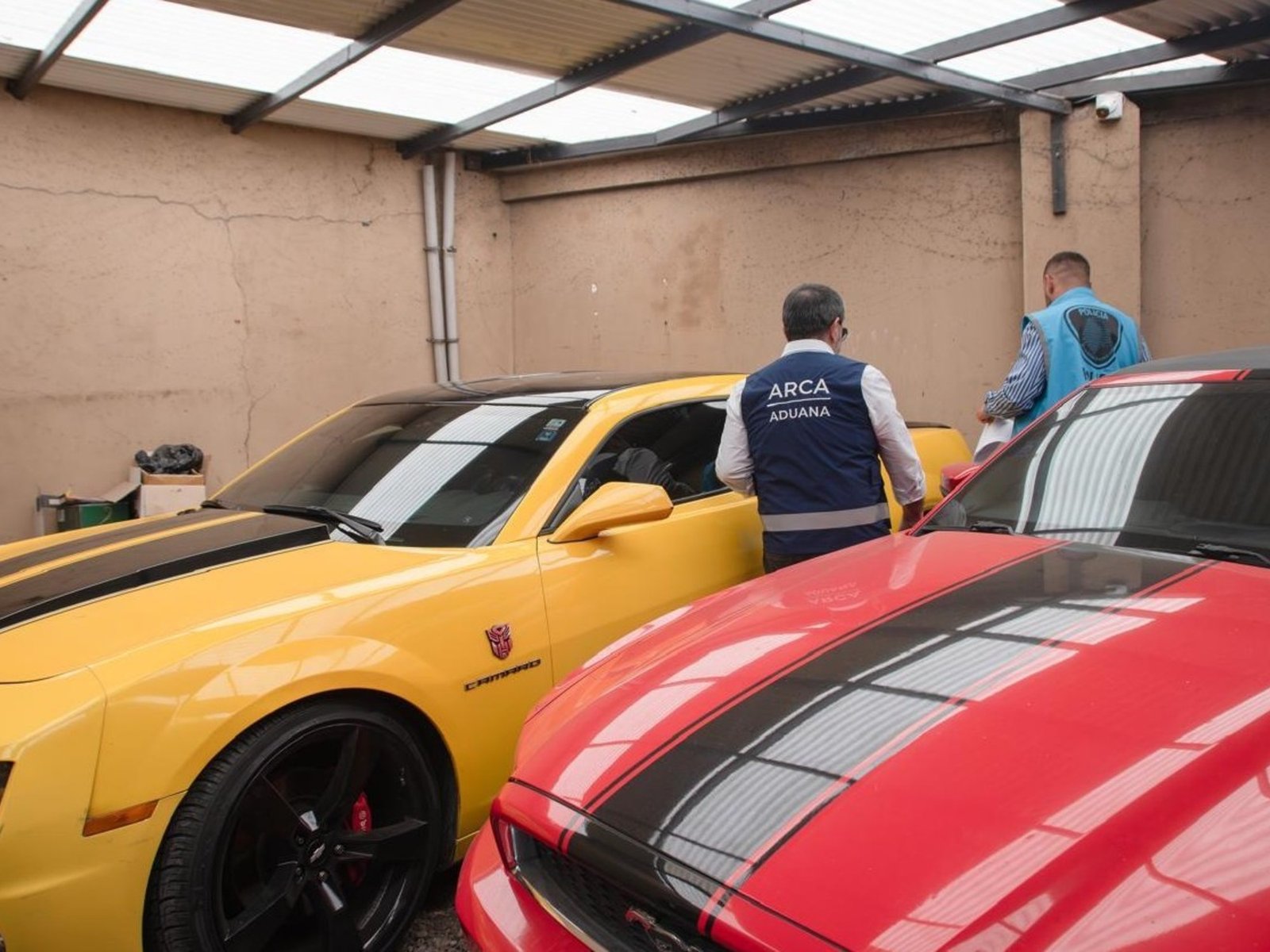 Secuestraron autos de lujo que habían ingresado de forma irregular a la Argentina