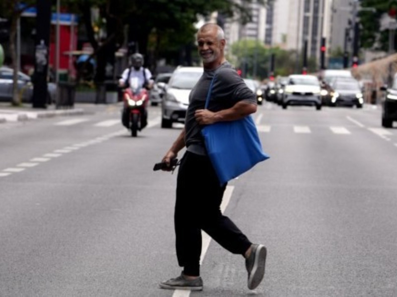 “Suben sólo a buscar una selfie”