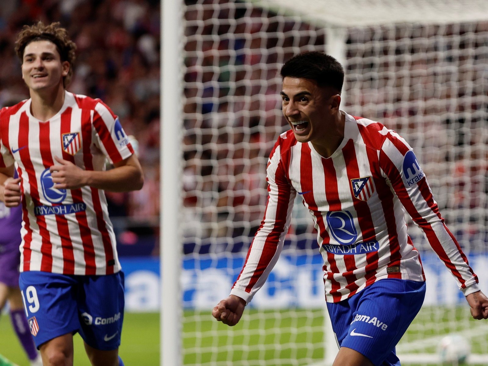 Thiago Almada fue tajante respecto a su futuro y confirmó en qué equipo jugará hasta el Mundial