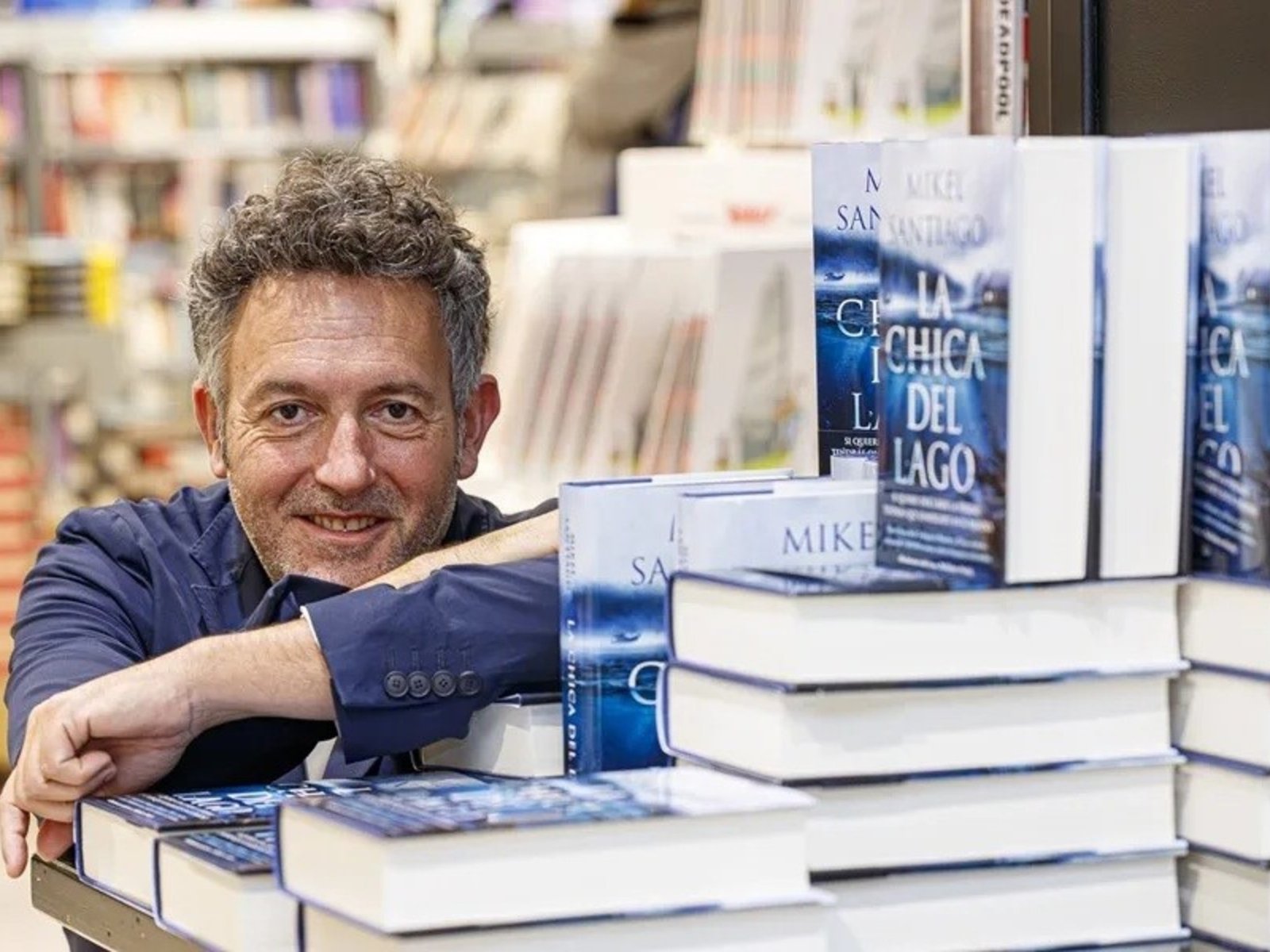 “Todos participamos en ese juego de inventarnos identidades”