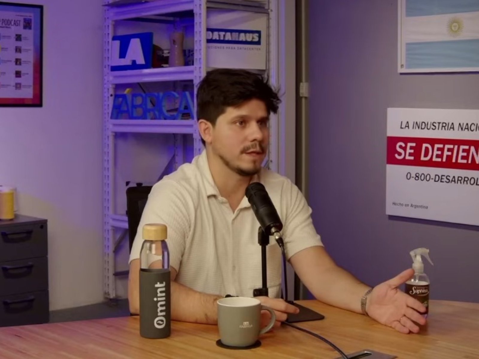 Trajo un alerón de McLaren para donarlo a la universidad, la Aduana se lo retuvo y ahora se enteró que lo destruyeron