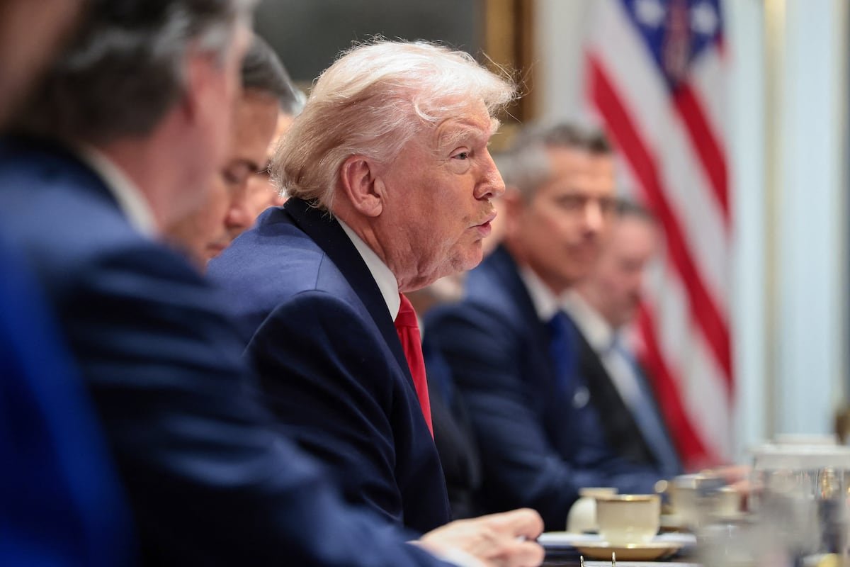 Trump anuncia la reanudación de los vuelos comerciales a Venezuela