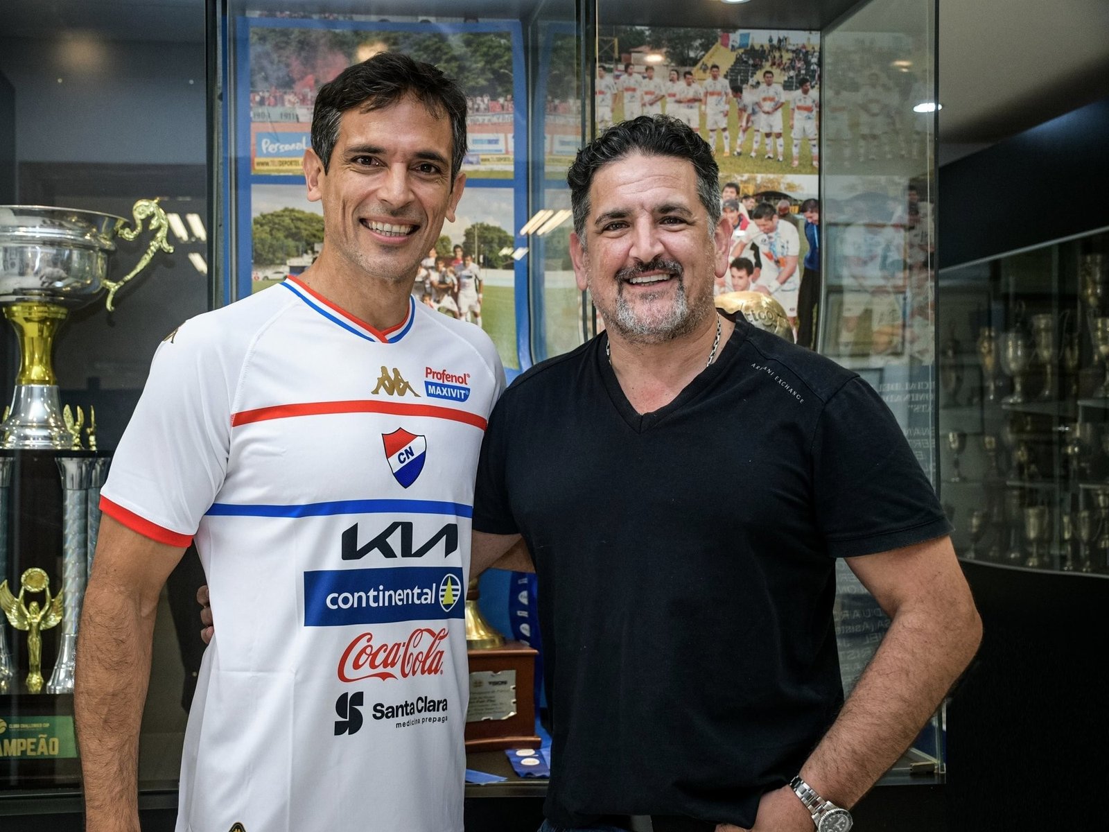 Viejos son los trapos: con 44 años, Roque Santa Cruz jugará la Copa Sudamericana :: Olé