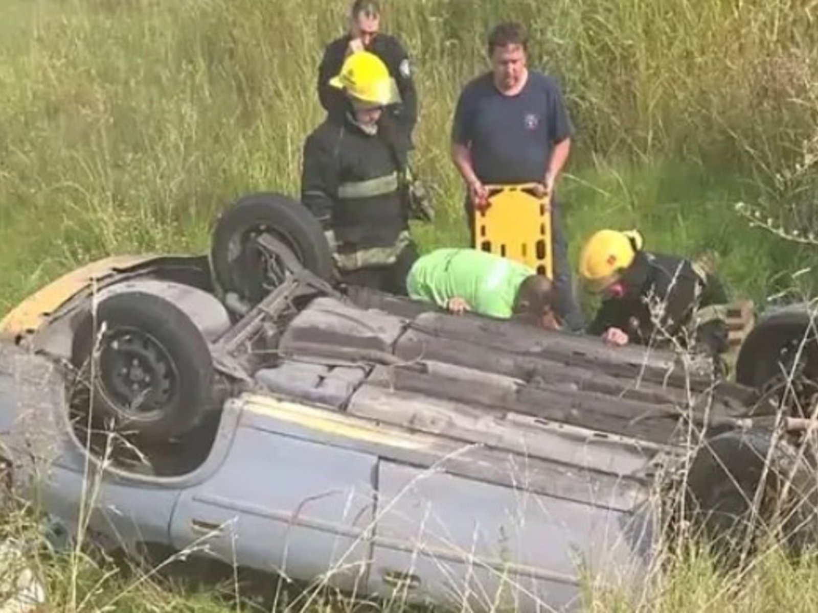 Volcó en la ruta, quedó atrapado en el auto y esperó ayuda durante 9 horas: “No me desesperé nunca”