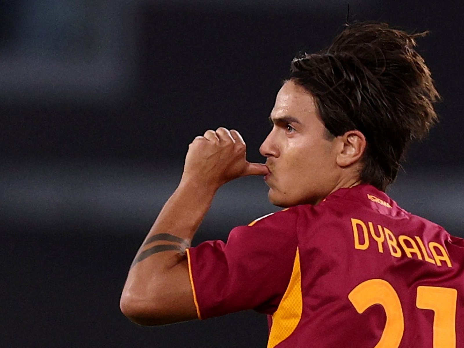 aseguran en Italia que Dybala aceptaría una fuerte rebaja salarial para seguir en Roma