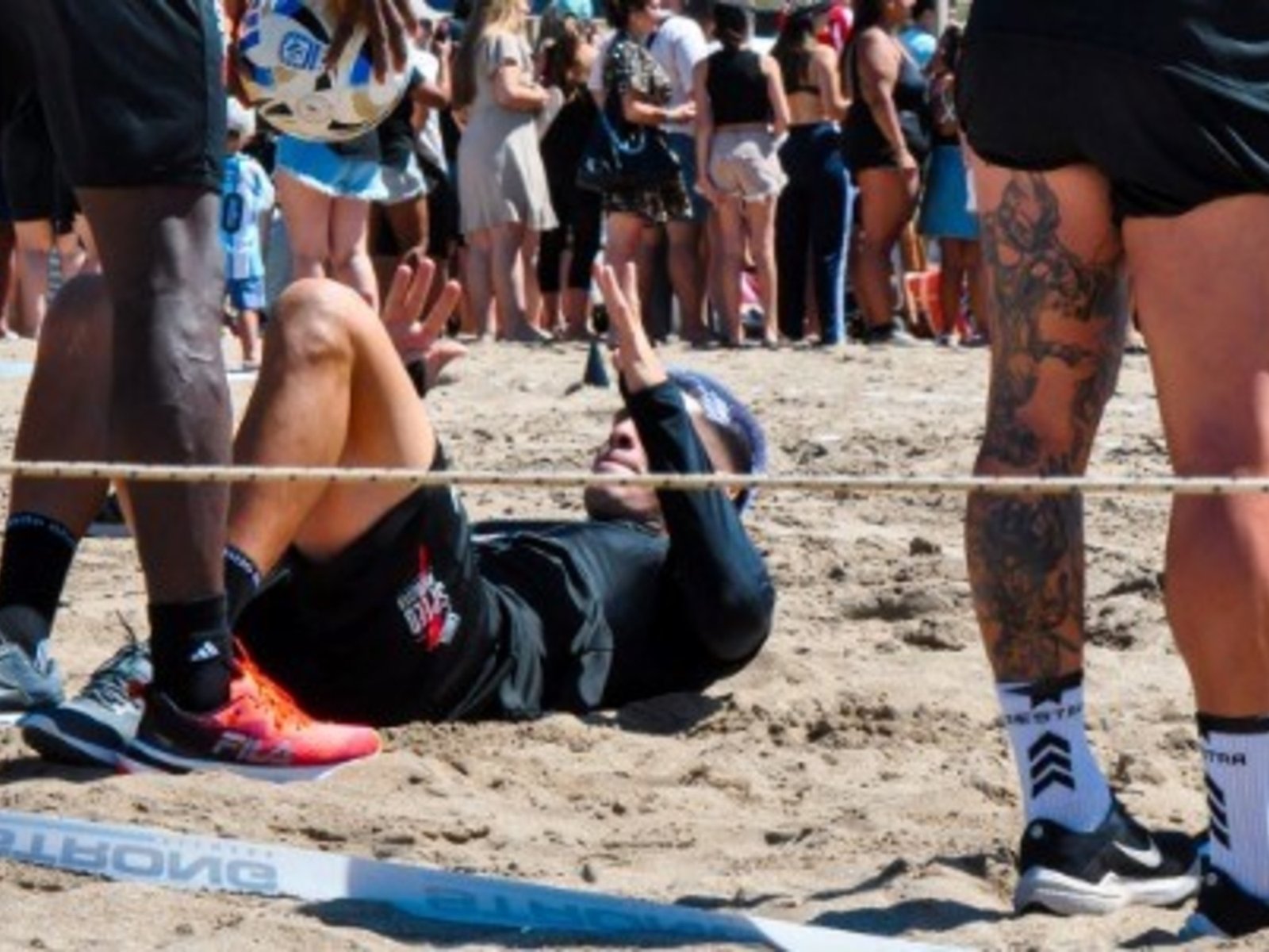 entrenamiento militar desde las 3 AM e irrupción sorpresa en un parador boutique de Pinamar