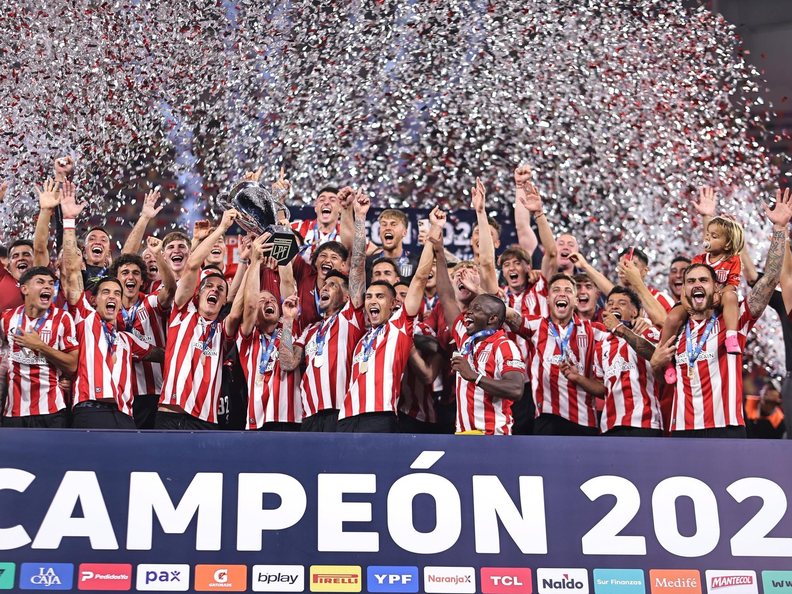 la Recopa de Campeones se pasa de 2026 a 2027 y tendrá un particular formato de desempate