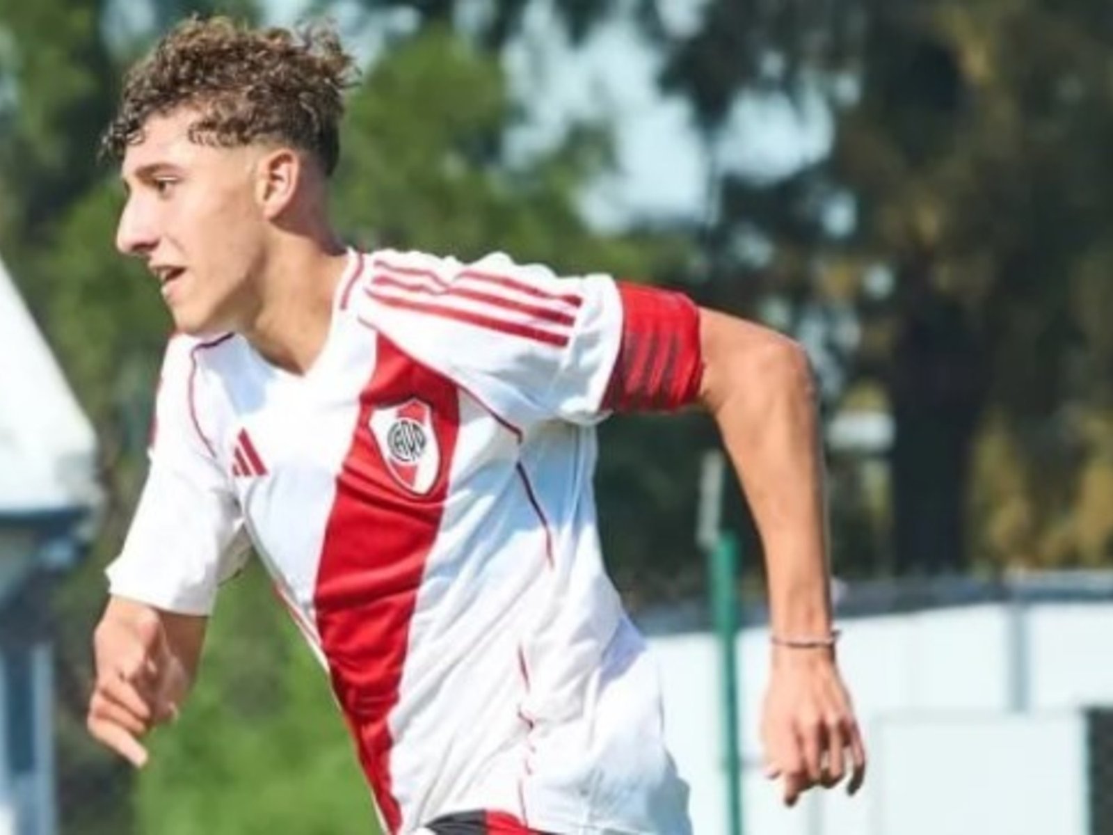 los juveniles que dejen los clubes por la patria potestad no serán convocados para jugar en la Selección