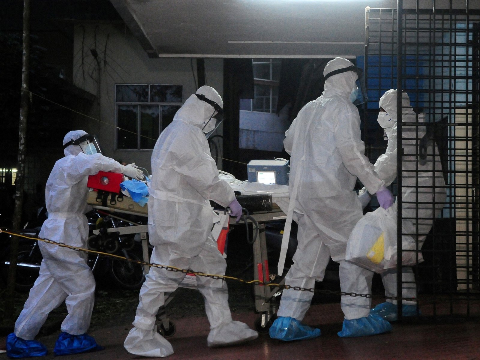 síntomas, cómo se contagia y todo sobre el brote en India que no tiene vacuna