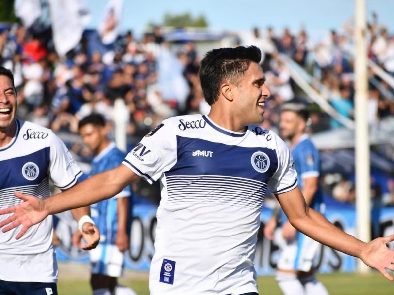 Acassuso, el equipo sensación en el arranque de la Primera Nacional :: Olé