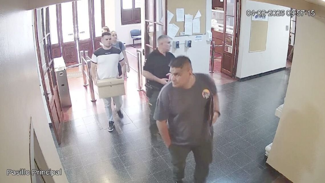 Allanamiento: La causa por el “bloqueo” a la compra de drones escala y endurece el choque con el Tribunal de Cuentas