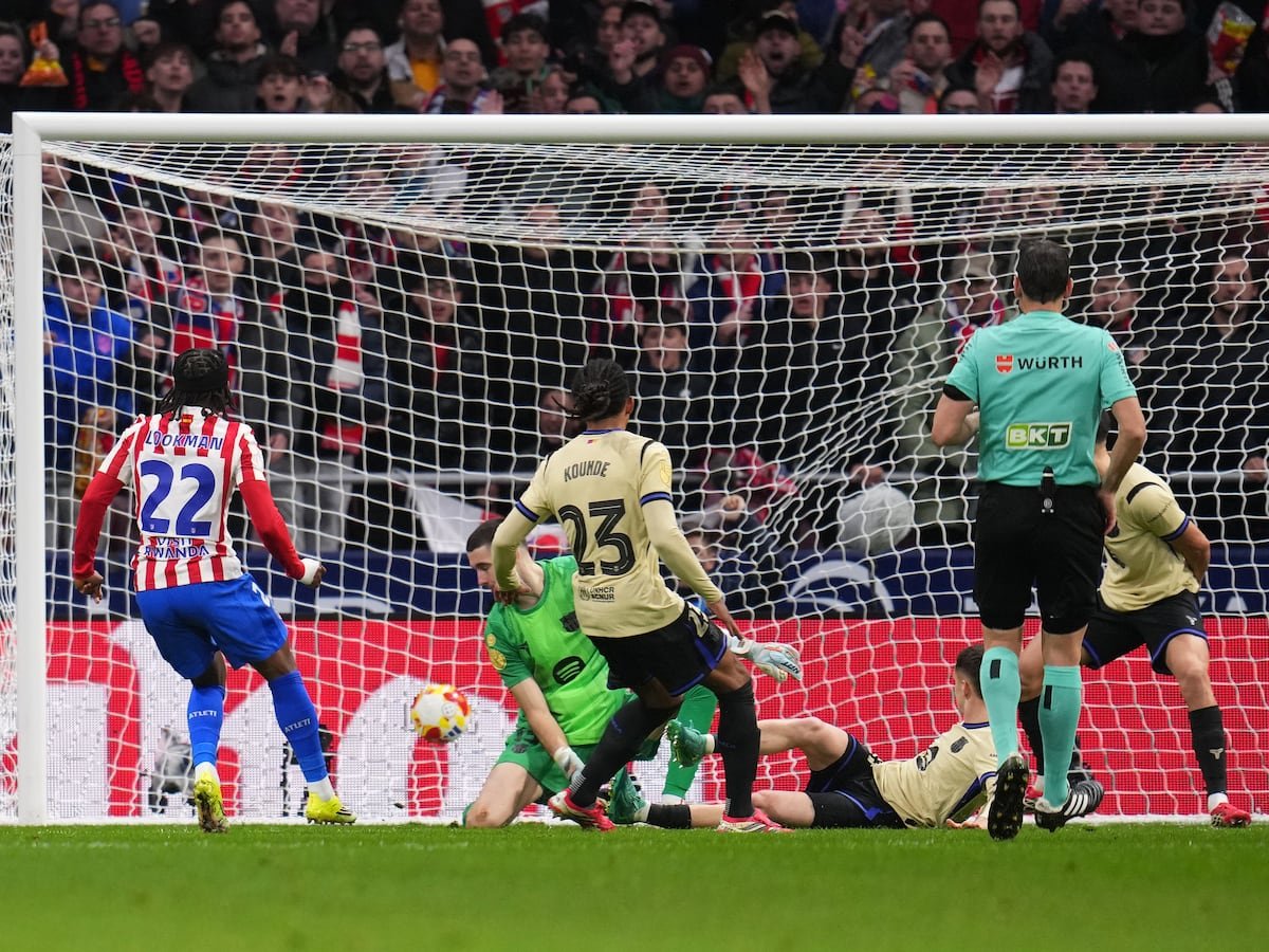 Atlético - Barcelona en directo | El Atleti celebra su gran noche y golea al Barça en el Metropolitano | Fútbol | Deportes
