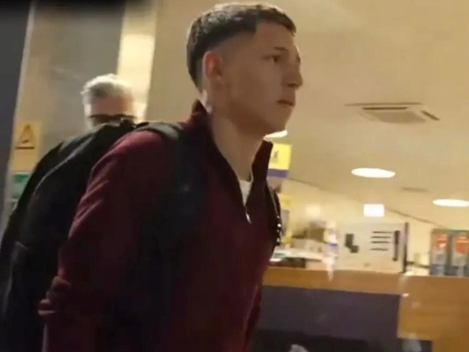 Benfica da batalla: a pesar de la suspensión provisional de la UEFA, subió a Prestianni al avión rumbo a Madrid :: Olé