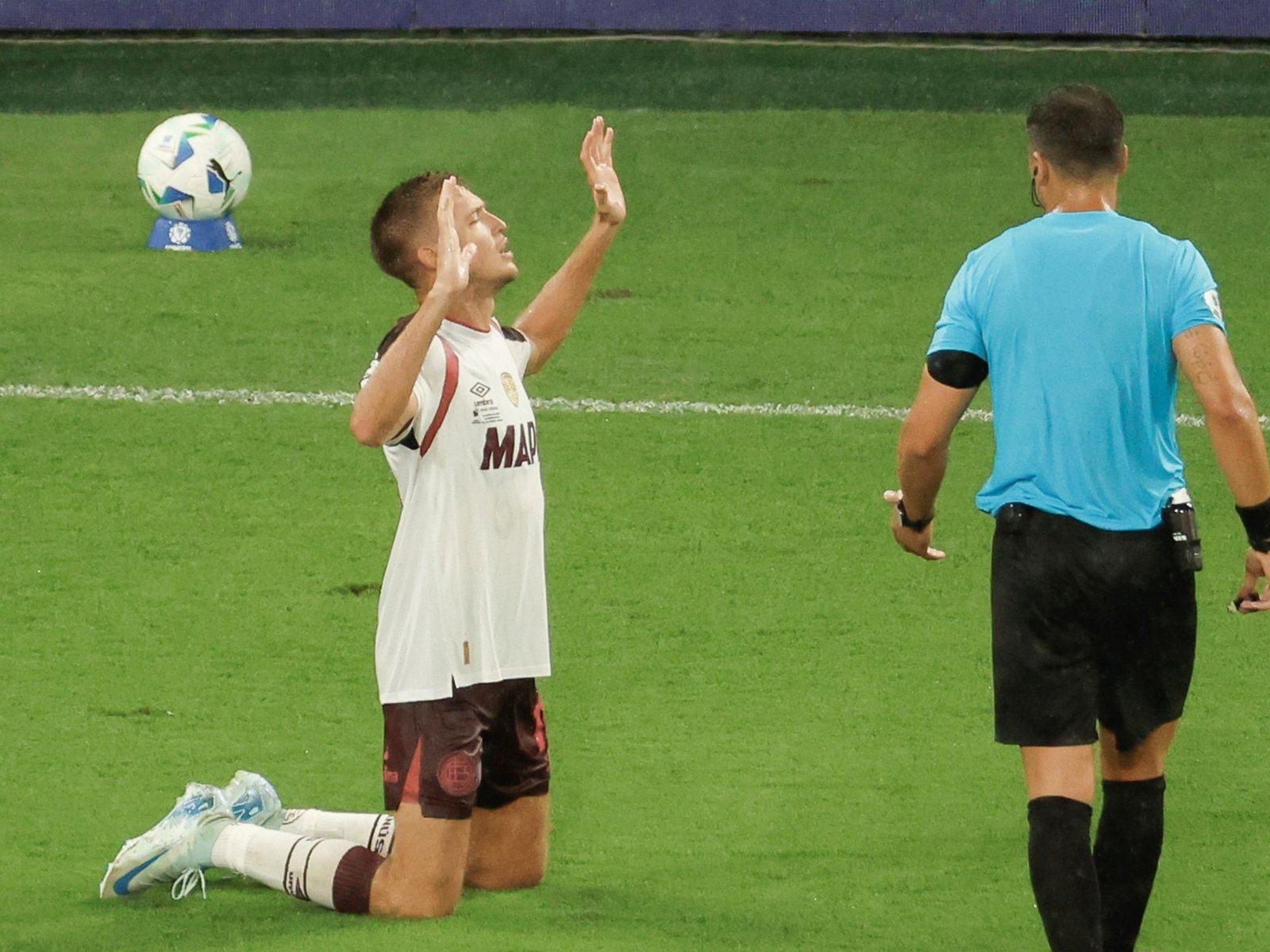 Castillo, de ser duda en la serie a clave para el título de Lanús en su cumpleaños: "No me lo voy a olvidar en mi vida" :: Olé