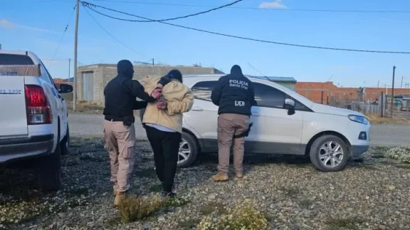 Detuvieron a un hombre en Río Gallegos por tenencia y difusión de material de abuso infantil