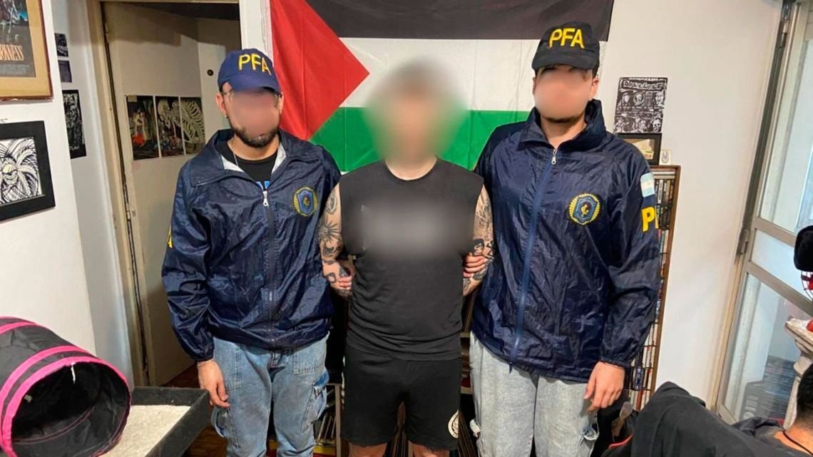 Detuvieron a un militante "Antifa" por amenazas de muerte contra Patricia Bullrich