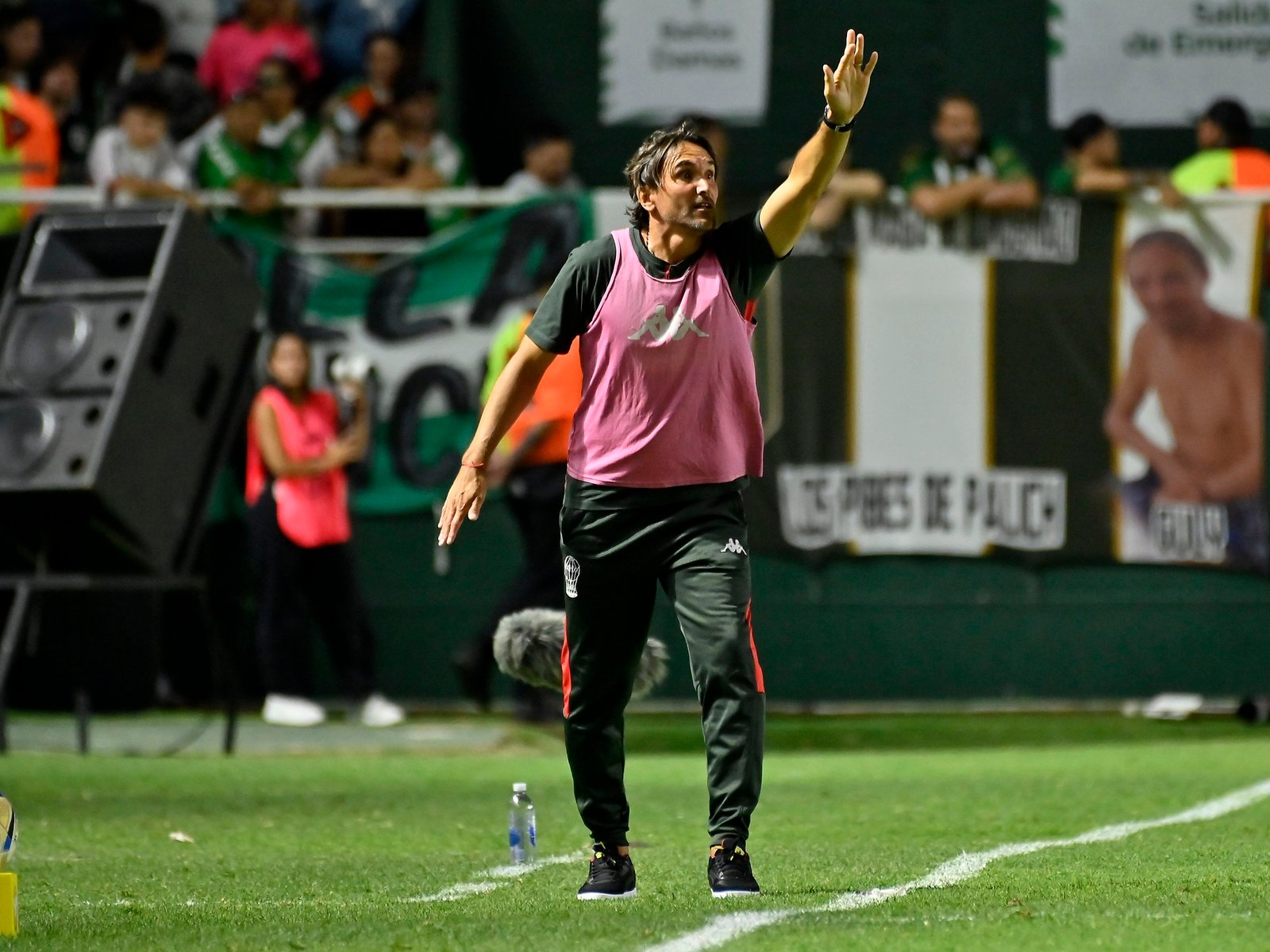 Diego Martínez confirmó la llegada de Oscar Romero a Huracán: "Ya está todo acordado" y "él me llamó por teléfono" :: Olé