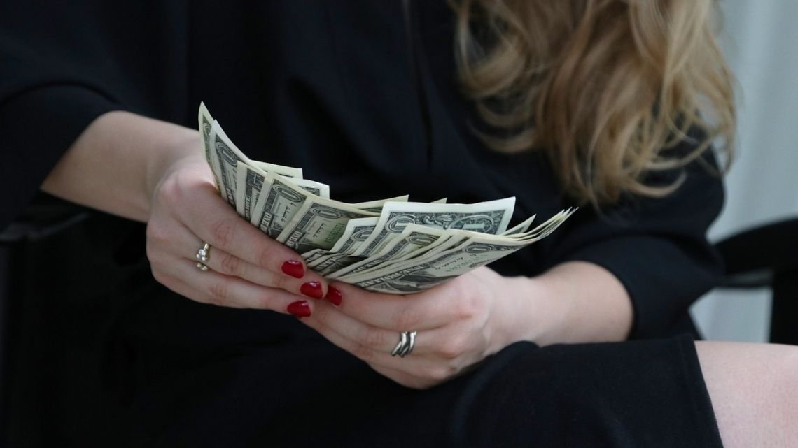 Dólar hoy, dólar blue hoy: a cuánto cotiza este lunes 9 de febrero de 2026